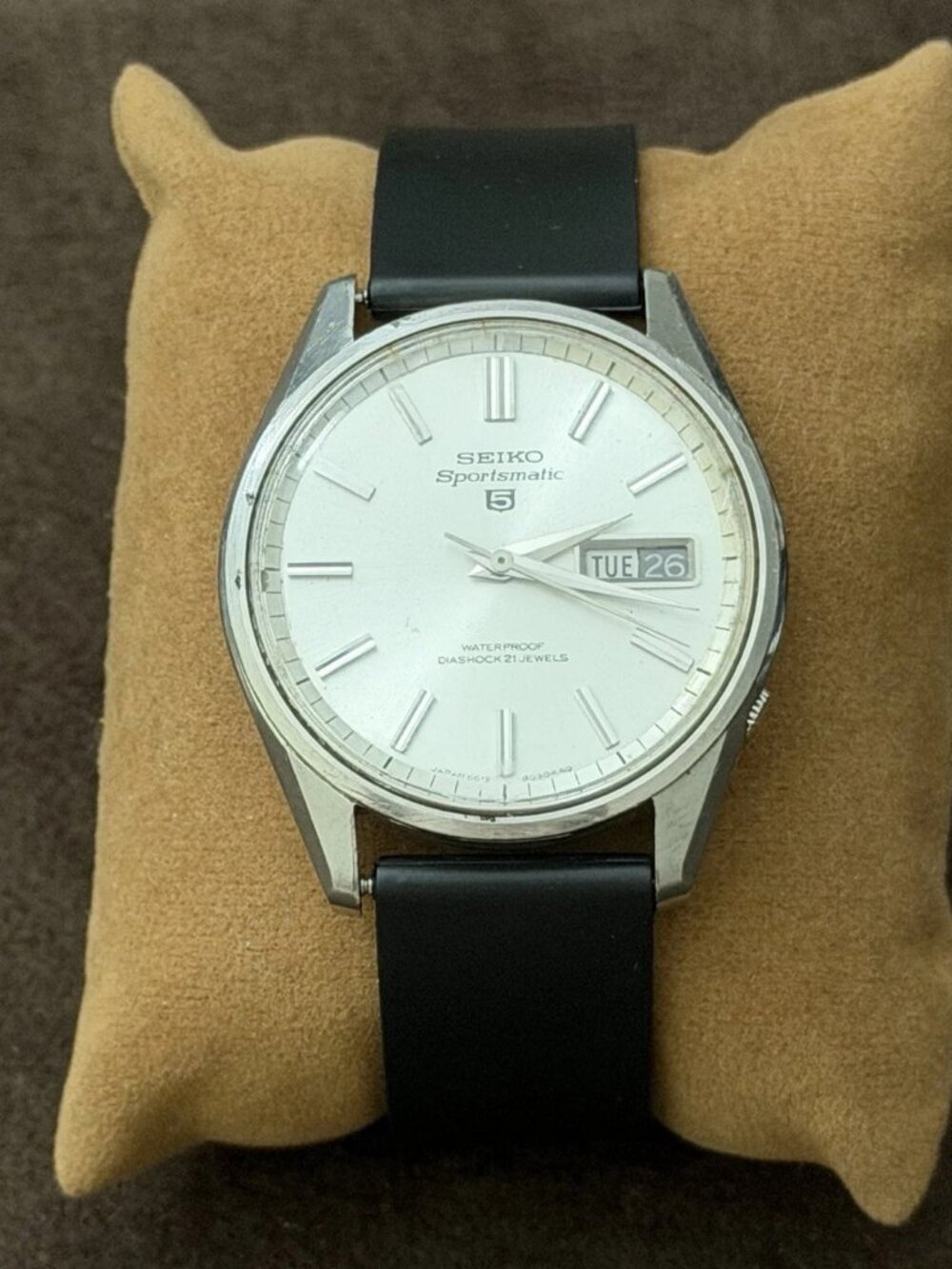 Seiko Sportsmatic 5 Men's Automatic Watch Silver Dial Day/Date Black Strap